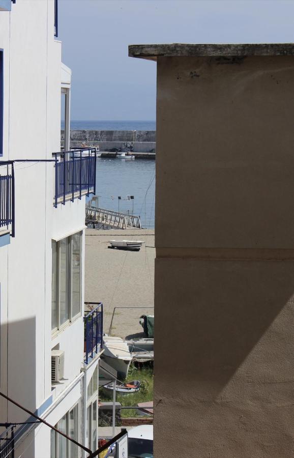 Four Rooms Naxos Giardini-Naxos Exterior foto